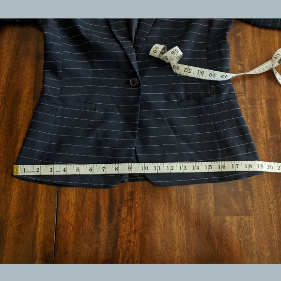 BANANA REPUBLIC Pinstripe Classic One Button Blazer Size 2 - Picture 10 of 15